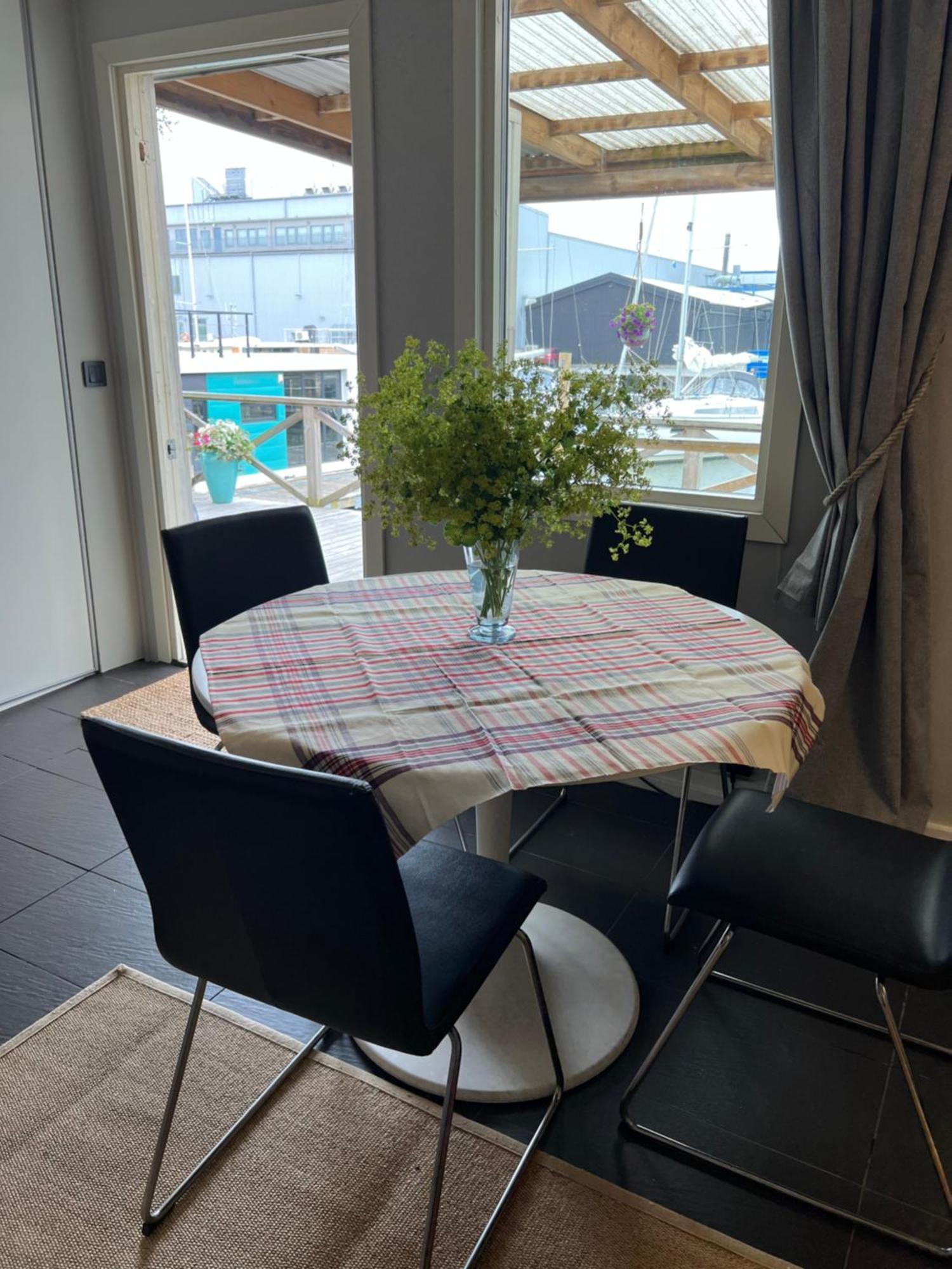 La Mare Bateau-hôtel 3*